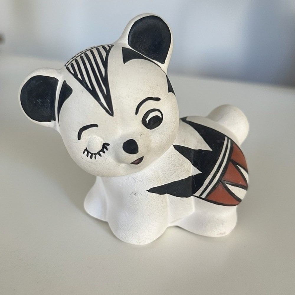 Acoma Pueblo Pottery Miniature Clay Bear Signed Cathy Vallo Native American Art